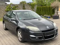Gebraucht Renault Laguna III Expression 110 PS (80 kW) 2011 Grau Limousine