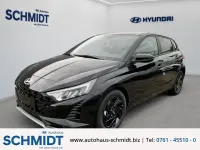 Neu Hyundai i20 Blackline 90 PS (66 kW) 2026 Schwarz Kleinwagen