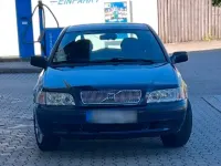 Gebraucht Volvo V40 122 PS (89 kW) 2000 Blau Kombi