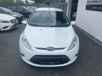 Gebraucht Ford Fiesta Titanium 95 PS (69 kW) 2011 Weiß Limousine