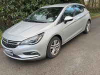 Gebraucht Opel Astra Dynamic 125 PS (91 kW) 2016 Silber Limousine
