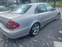 Gebraucht Mercedes E200 163 PS (119 kW) 2004 Brillantsilber  metalliclack Limousine