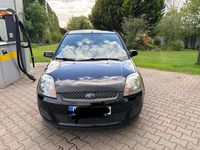 Używany Ford Fiesta 85 KM (62 kW) 2006 Czarny Hatchback