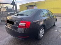 Gebraucht Skoda Octavia Active 116 PS (85 kW) 2019 Schwarz Limousine