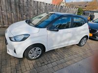 Gebraucht Hyundai i10 84 PS (61 kW) 2020 Weiß Kleinwagen