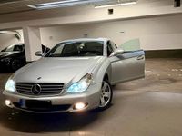 Gebraucht Mercedes CLS320 224 PS (164 kW) 2007 Silber Coupé