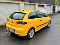 Second-hand Seat Ibiza 70 CP (51 kW) 2007 Galben Hatchback