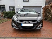 Gebraucht Hyundai i30 Trend 110 PS (80 kW) 2013 Schwarz Kombi