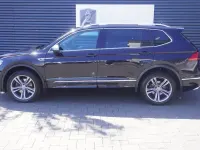 Gebraucht VW Tiguan Allspace Highline 239 PS (175 kW) 2019 Deep black perleffekt metallic SUV