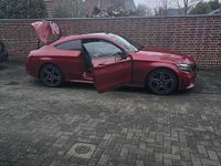 Gebraucht Mercedes 220 AMG line 194 PS (142 kW) 2019 Rot Coupé