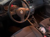 Gebraucht VW Golf IV 102 PS (75 kW) 2005 Silber Kleinwagen