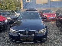 Gebraucht BMW 318 129 PS (94 kW) 2007 Blau Limousine