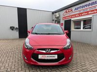 Gebraucht Hyundai ix20 Trend 90 PS (66 kW) 2015 Rot Kleinwagen