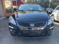 Gebraucht Kia Ceed 125 PS (91 kW) 2012 Schwarz Kleinwagen