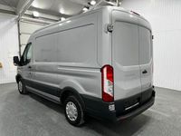 Usado Ford Transit ST 105 HP (77 kW) 2018 Prateado Van