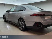 Neu BMW 520 Performance 197 PS (144 kW) 2025 Grau Limousine