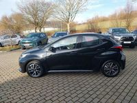 Gebraucht Toyota Yaris Hybrid Team 116 PS (85 kW) 2022 Mysticschwarz mica Limousine