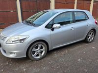 Gebraucht Toyota Auris 132 PS (97 kW) 2011 Silber Limousine