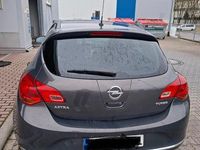 Gebraucht Opel Astra Selection 140 PS (102 kW) 2012 Braun Limousine