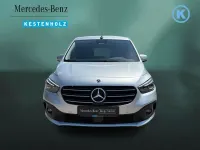 Gebraucht Mercedes T180 Progressive 116 PS (85 kW) 2024 Helvinsilber Van / Kleinbus