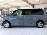 Neu VW Multivan 150 PS (110 kW) 2026 Grau Van / Kleinbus