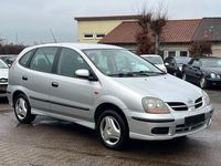 Gebraucht Nissan Almera Tino Acenta 116 PS (85 kW) 2002 Silber Van / Kleinbus
