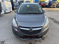 Używany Opel Meriva Style 110 KM (80 kW) 2014 Szary Minivan