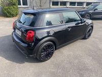 Gebraucht Mini Cooper Essential 136 PS (100 kW) 2021 Schwarz Kleinwagen