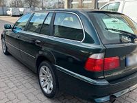 Gebraucht BMW 525 192 PS (141 kW) 2003 Grün Kombi