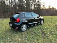 Gebraucht VW Polo 60 PS (44 kW) 2014 Schwarz Kleinwagen