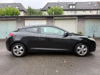 Gebraucht Renault Mégane Coupé Dynamique 110 PS (80 kW) 2009 Schwarz Coupé