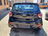 Gebraucht Hyundai i10 Trend 67 PS (49 kW) 2016 Schwarz Kleinwagen