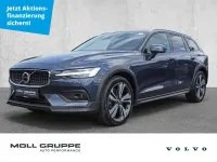Gebraucht Volvo V60 CC Ultimate 197 PS (144 kW) 2024 Denim blue / metallic Kombi