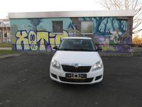 Gebraucht Skoda Fabia Classic 75 PS (55 kW) 2010 Weiß Limousine