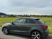Gebraucht Audi A1 90 PS (66 kW) 2015 Grau Kleinwagen