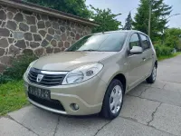 Gebraucht Dacia Sandero Lauréate 75 PS (55 kW) 2012 Grün Limousine