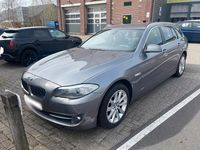 Gebraucht BMW 520 Executive 184 PS (135 kW) 2012 Grau Kombi