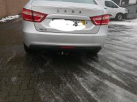 Gebraucht Lada Vesta 106 PS (77 kW) 2017 Limousine