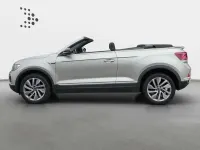 Gebraucht VW T-Roc Move 150 PS (110 kW) 2023 Ivory silver metallic SUV