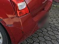 Second-hand Renault Twingo 79 CP (58 kW) 2009 Roșu Hatchback