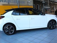 Gebraucht Opel Corsa Ultimate 131 PS (96 kW) 2022 Jade weiss/arktis weiss (metallic) Limousine