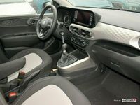 gebraucht Hyundai i10 1.2 Benzin 84PS Style Navipaket 16 Alufelge