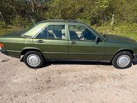 Gebraucht Mercedes 190 90 PS (66 kW) 1984 Grün Limousine
