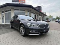 Gebraucht BMW 750L 400 PS (294 kW) 2016 Sophistograu brillanteffekt Limousine