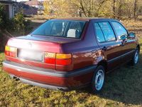 Gebraucht VW Vento 75 PS (55 kW) 1992 Rot Limousine