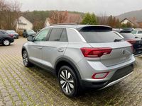 Gebraucht VW T-Roc Move 150 PS (110 kW) 2024 Silber SUV