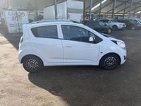 Gebraucht Chevrolet Spark LS 68 PS (50 kW) 2011 Weiß Kleinwagen