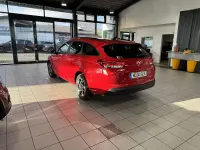 Neu Hyundai i30 140 PS (102 kW) 2025 Rot Kombi