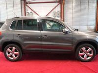 gebraucht VW Tiguan 1.4 TSI Team BMT *2.Hand*Navi*AHK*Temp*