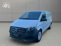 Gebraucht Mercedes Vito 163 PS (119 kW) 2025 Arktikweiß Van